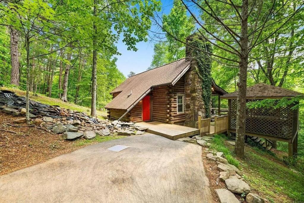 Very Private, Real Log Cabin With Hot Tub! Sevierville Kültér fotó