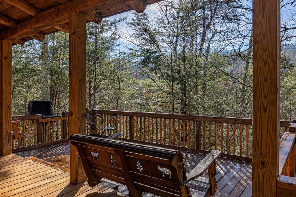 Very Private, Real Log Cabin With Hot Tub! Sevierville Kültér fotó