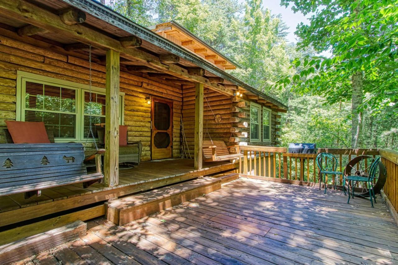 Very Private, Real Log Cabin With Hot Tub! Sevierville Kültér fotó