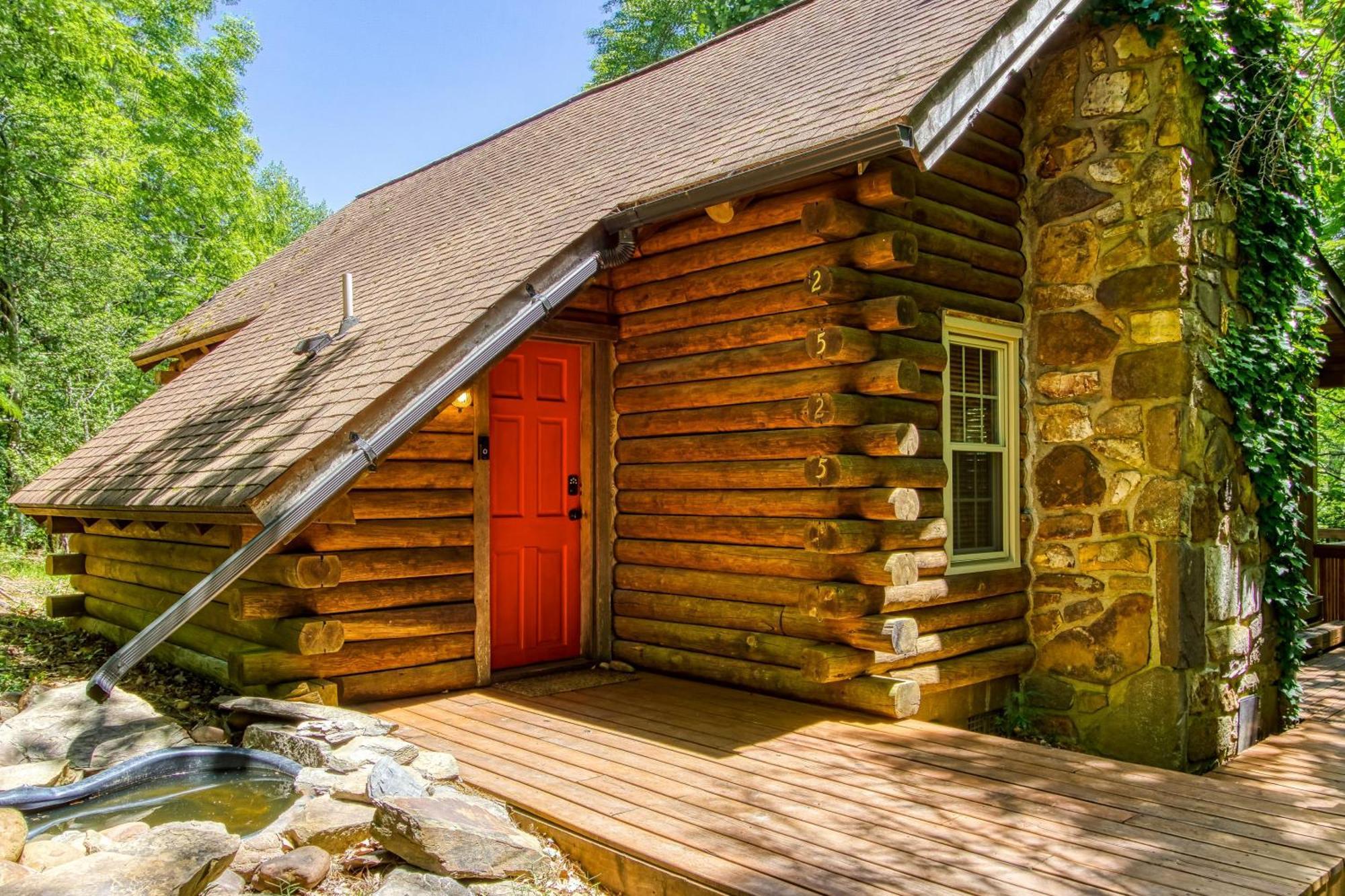 Very Private, Real Log Cabin With Hot Tub! Sevierville Kültér fotó