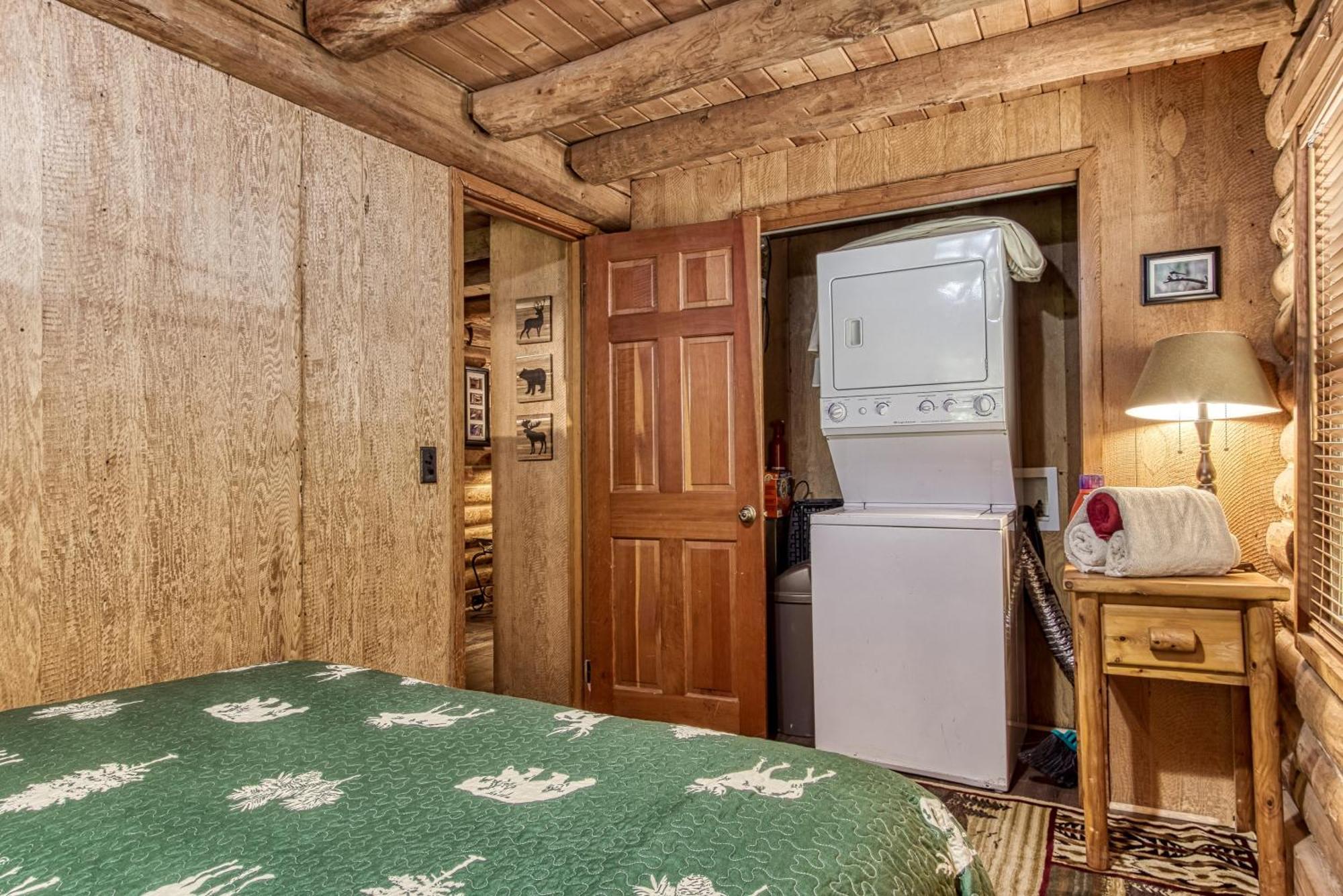 Very Private, Real Log Cabin With Hot Tub! Sevierville Kültér fotó