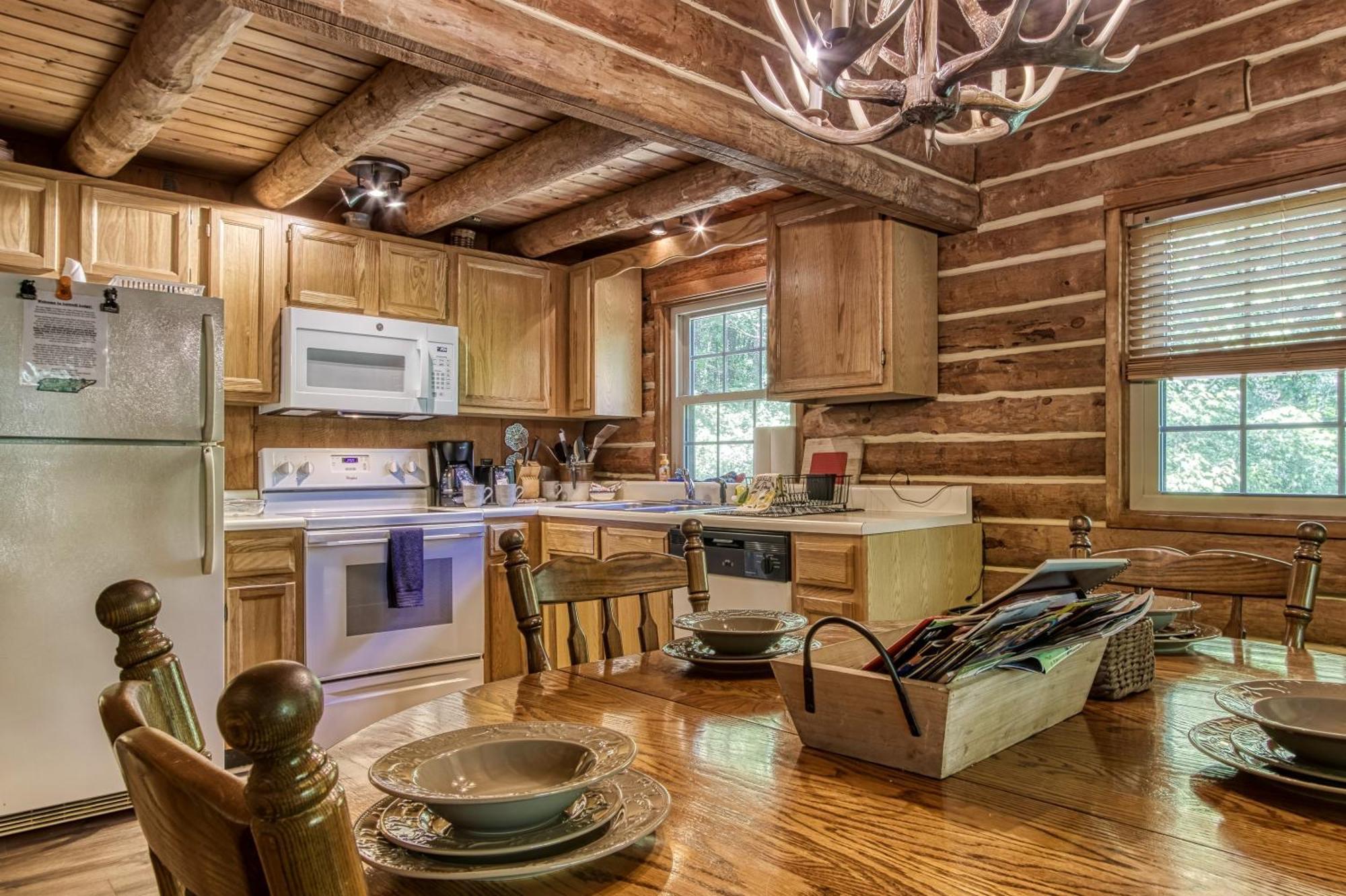Very Private, Real Log Cabin With Hot Tub! Sevierville Kültér fotó