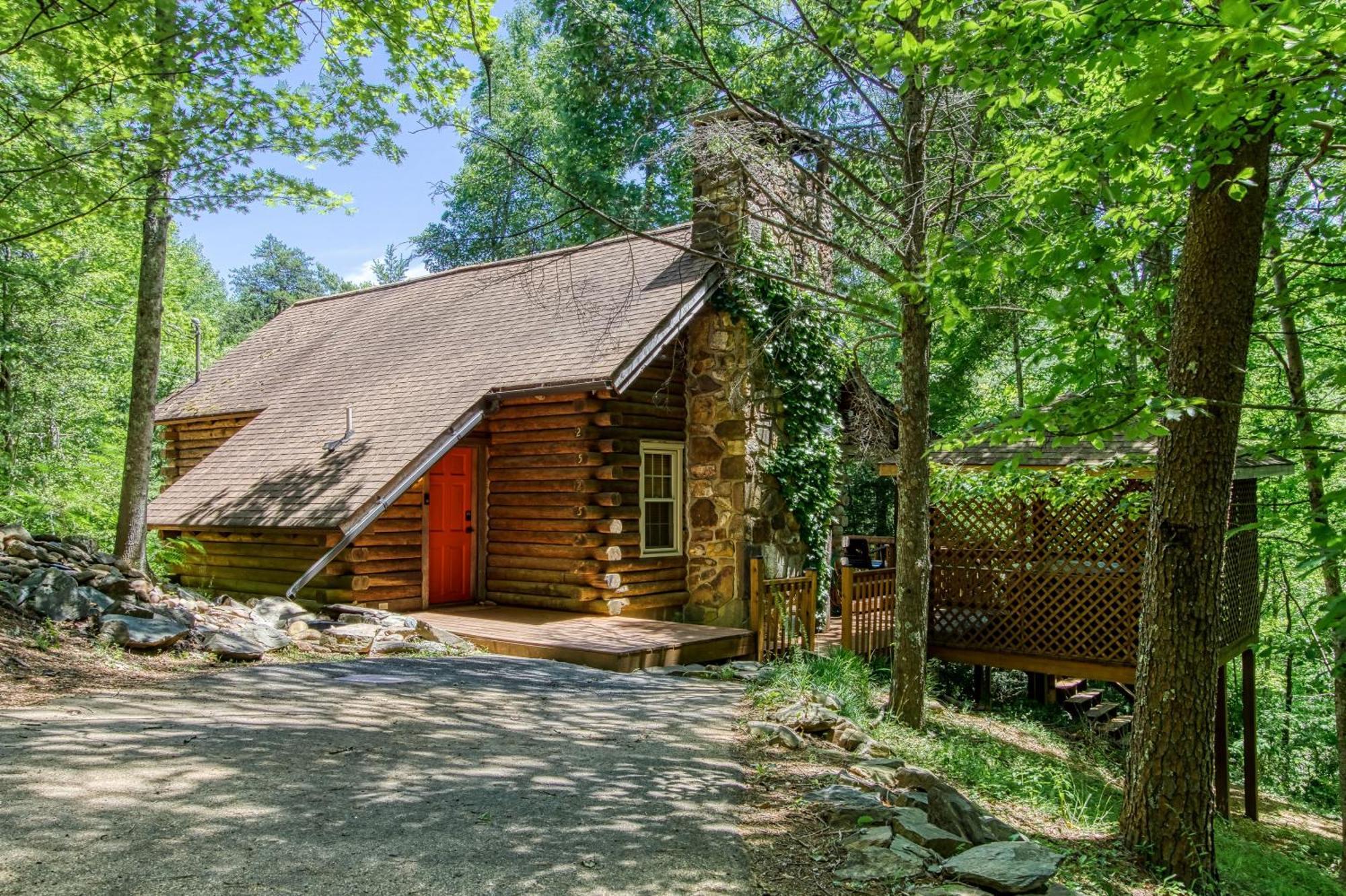 Very Private, Real Log Cabin With Hot Tub! Sevierville Kültér fotó